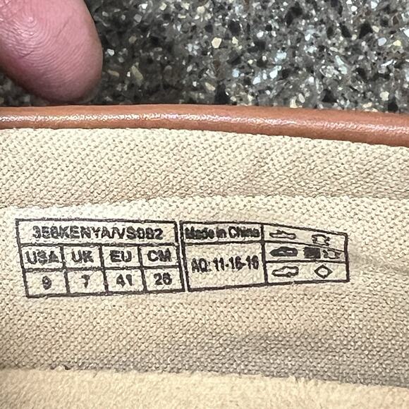 Vionic Tan Leather Flats Shoe Womens Sz 9 Horsebit Slip On Comfort Casual Loafer - Picture 11 of 11